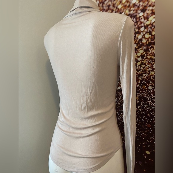 Medium Talula top​​​​​​​​​ - Picture 4 of 7